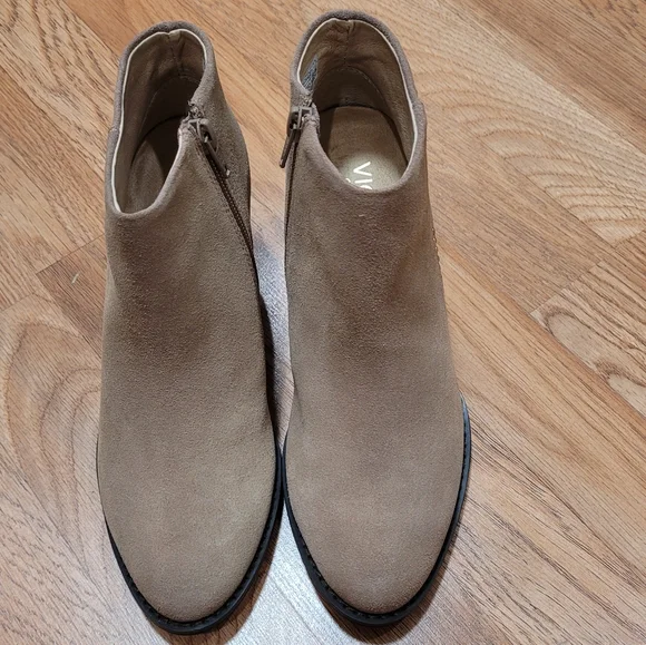 Vionic Ankle Boots - Picture 8 of 8